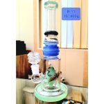 10'' Showerhead Perc(Weight-400gm) with Bee on its Body